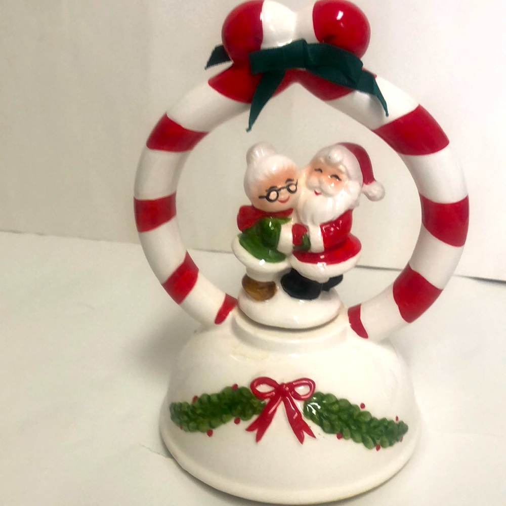 Santa Vintage Music Box George good made Japan works (see video)8” tall